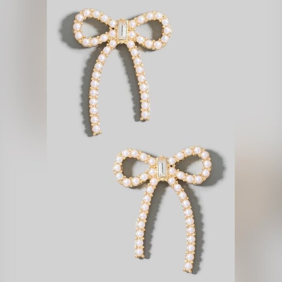 TERI PEARL BOW EARRINGS - Picture 1 of 2